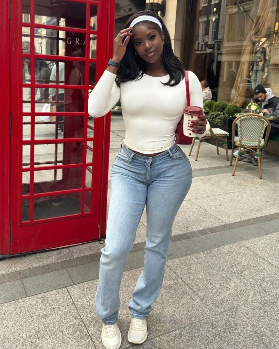 Ebony caliente para follar duro