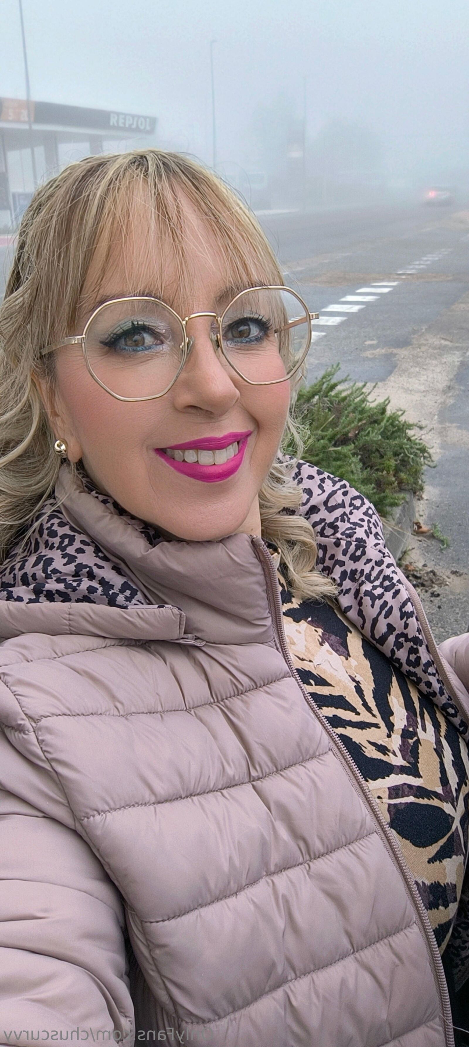 Énorme cul gros seins excités femme latino blonde