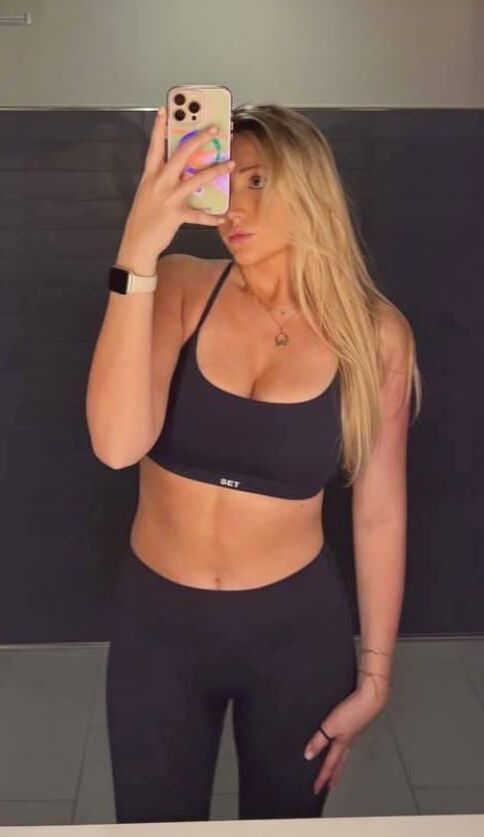 Heiße Blondine