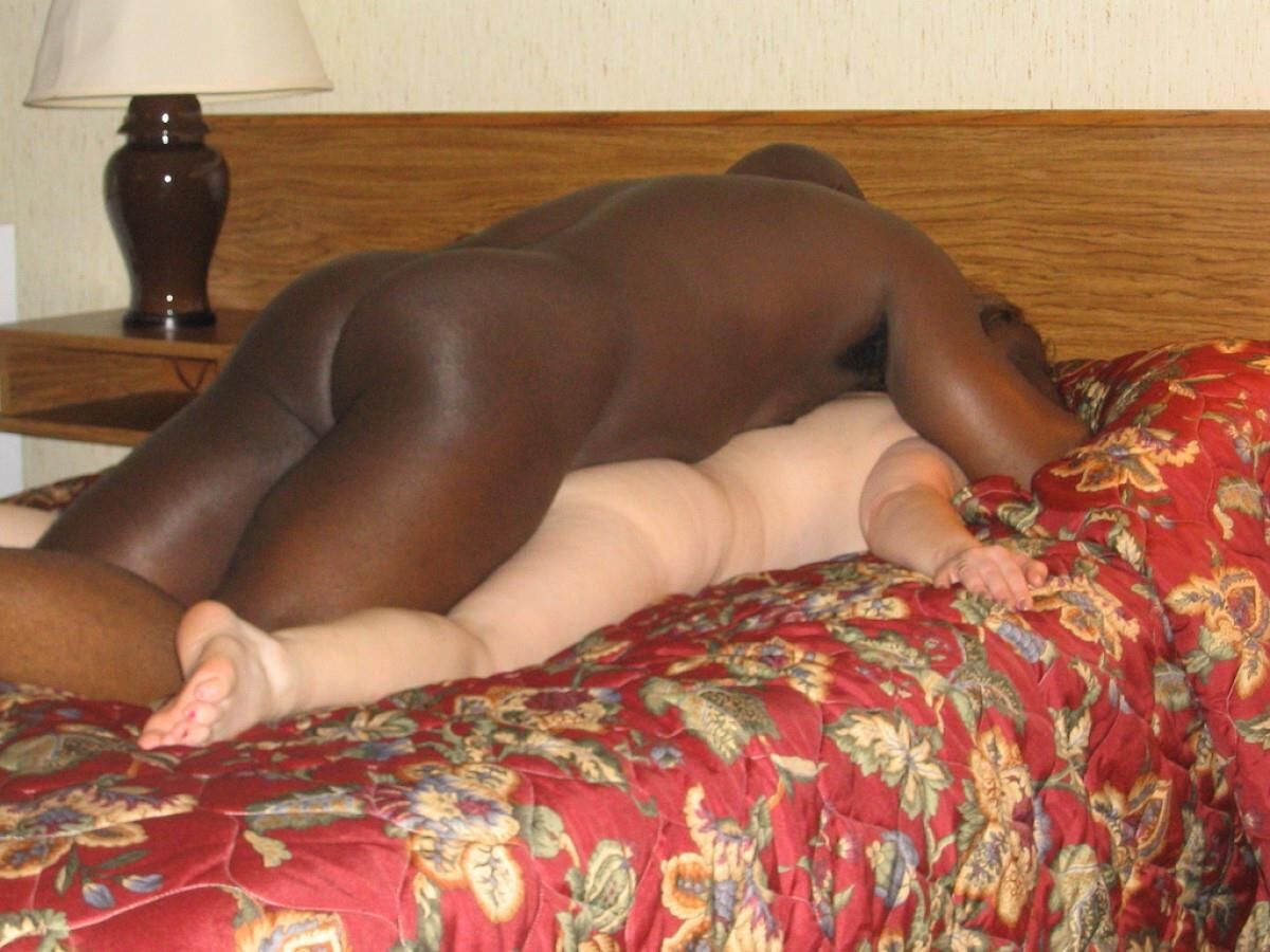 White Slut Getting Crushed By a Big Black Man