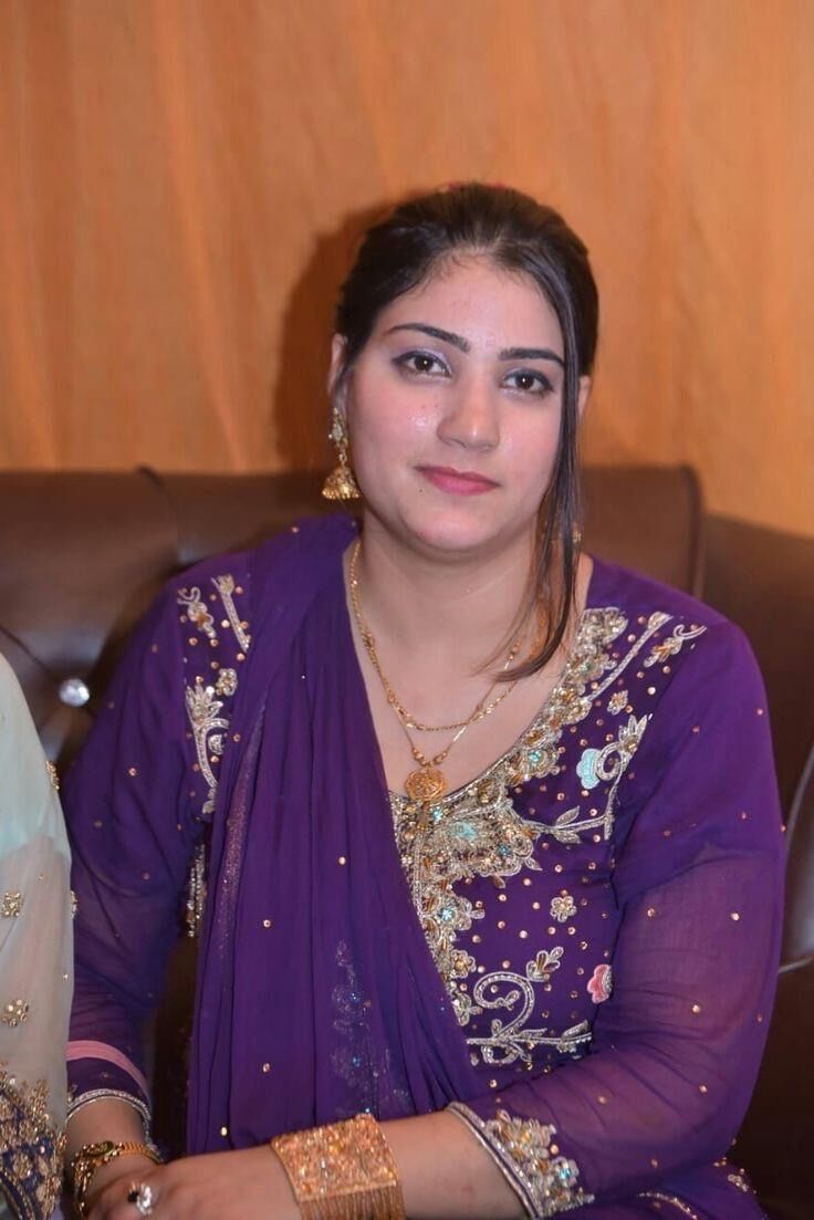 Desi Milfs