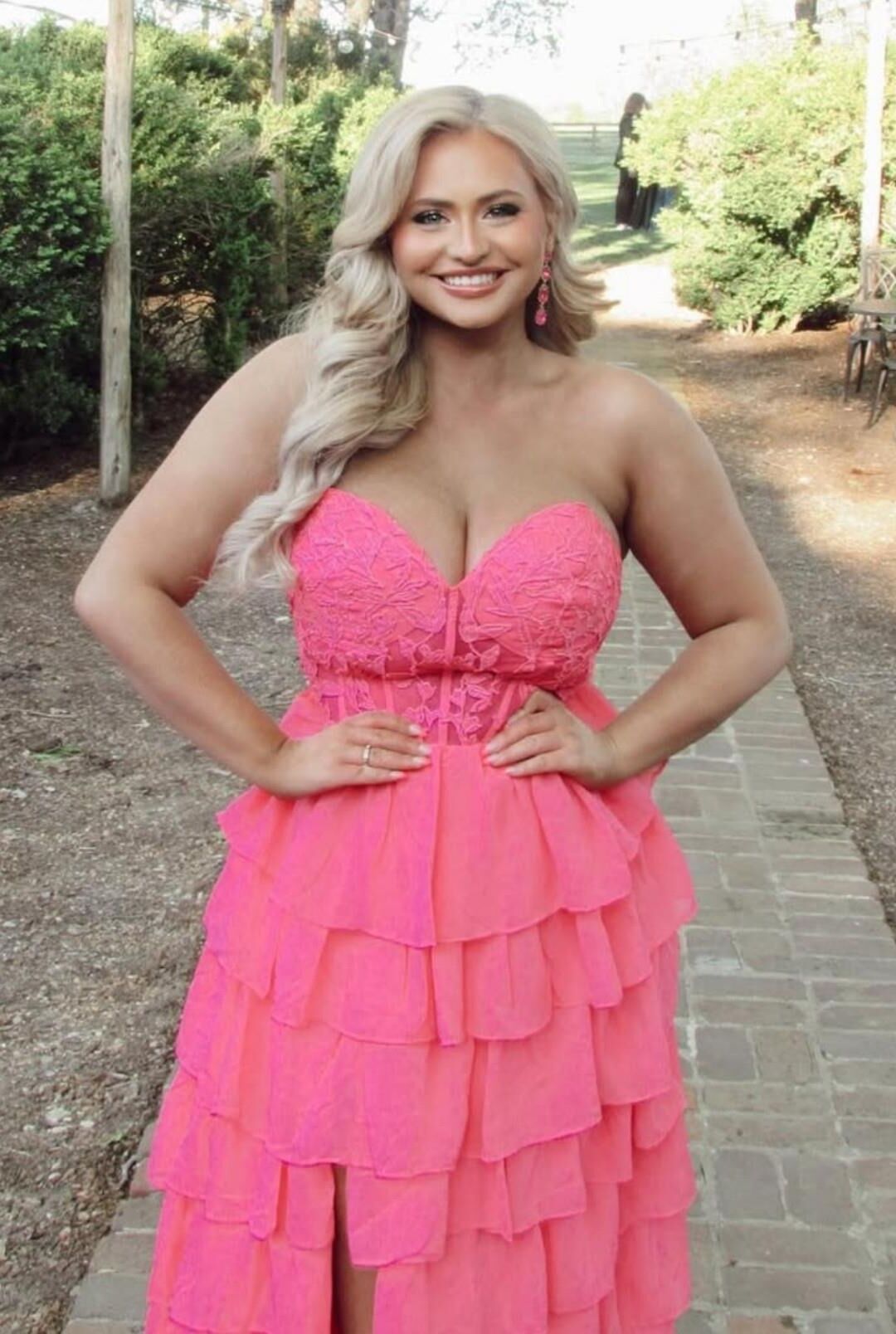 Prom queen 