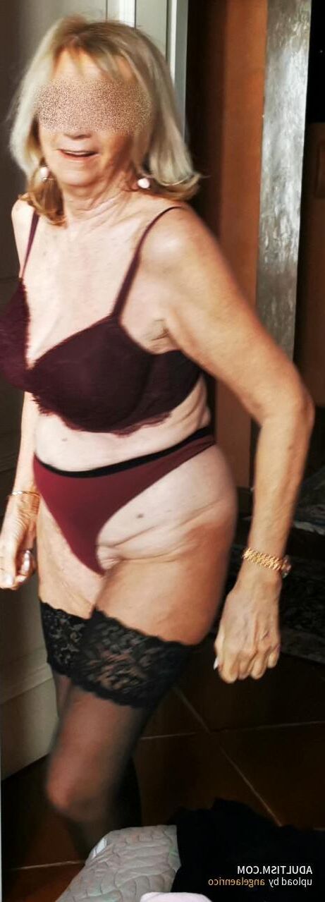 A Mix Of Beautiful Grannys