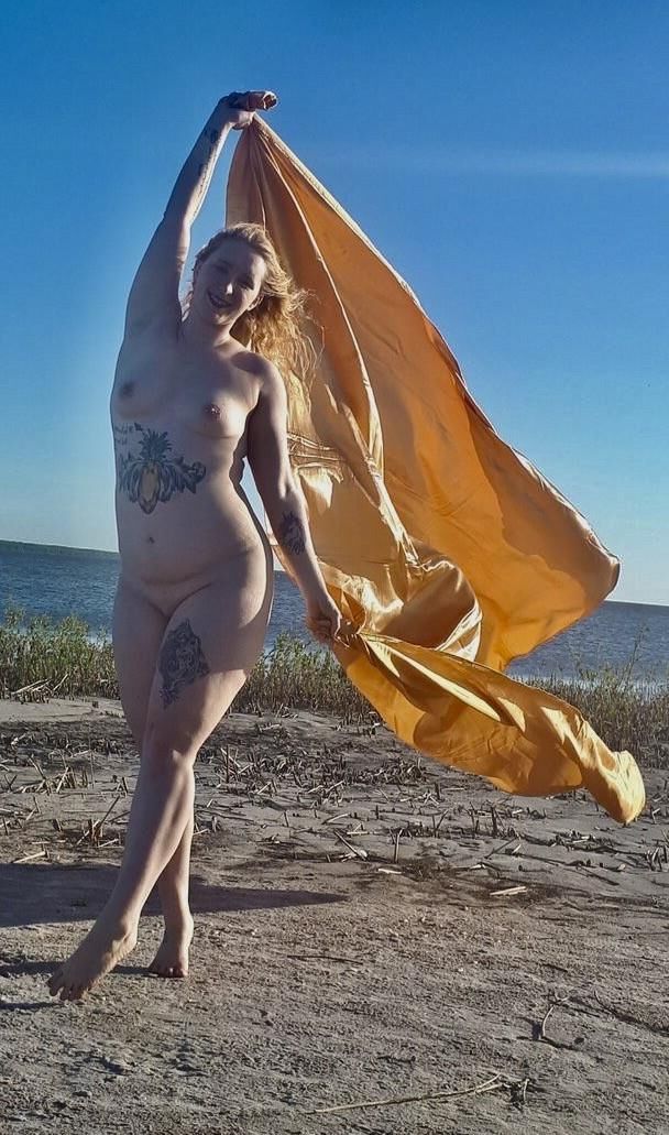 Sierra Big Ass Big Boobs Blonde sexy Mädchen gemischte heiße Aufnahmen