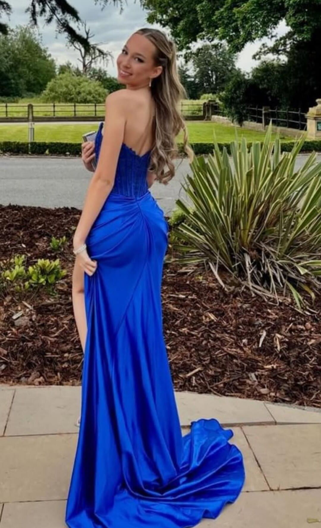 Prom queen 