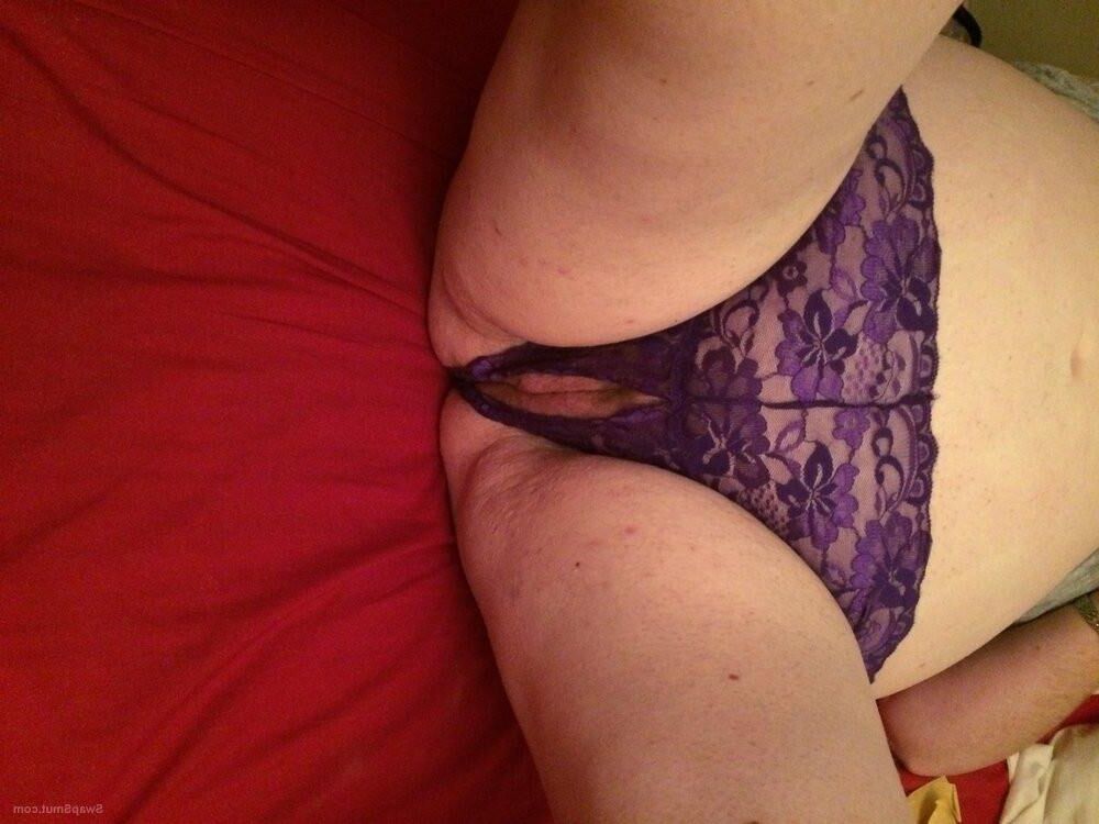 Fat gut pig Lou from the UK great sexy gut and fat cunt on her