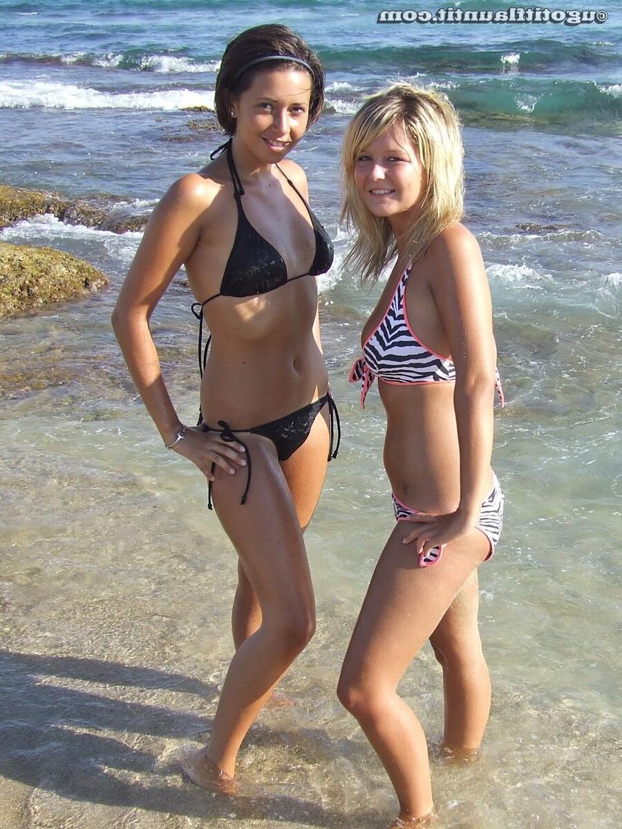 FI Tania & Em