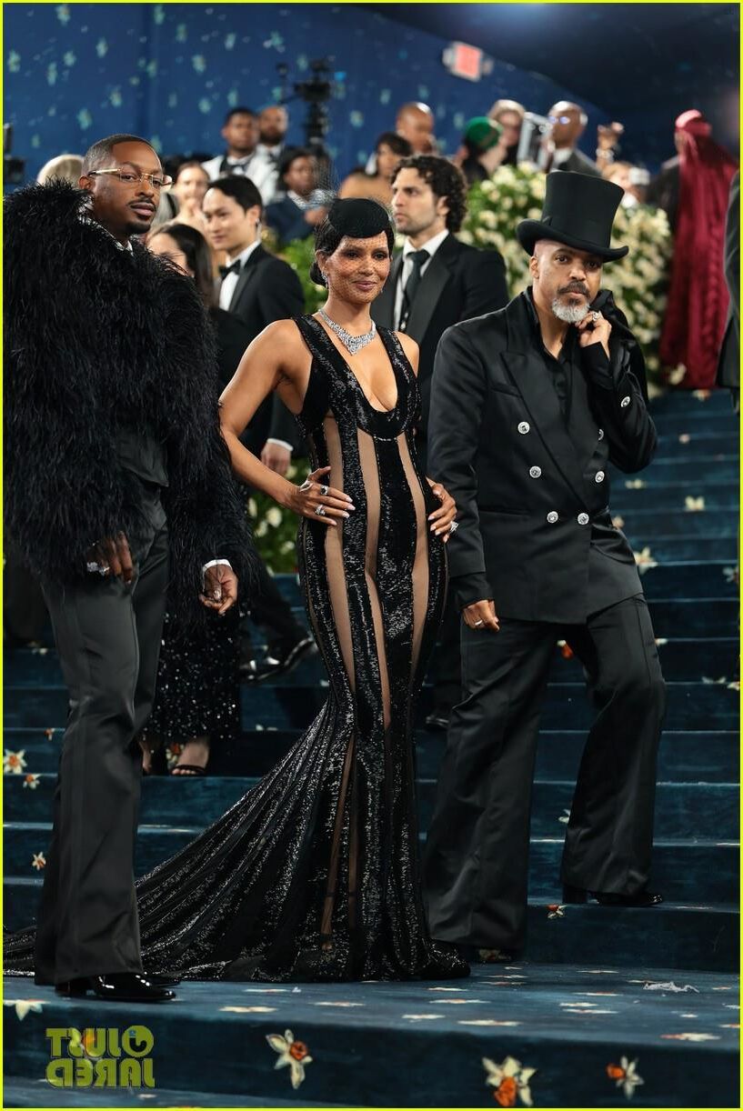 Halle Berry bei Met Gala May th