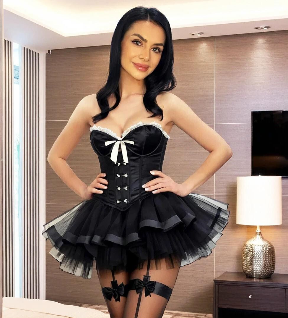 Romanian Slut Lara 