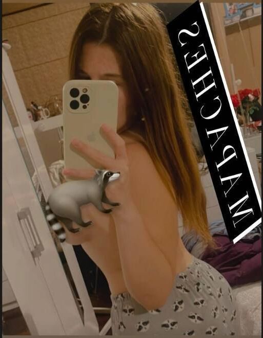 Sexy Redhead GF hat einen schönen Körper