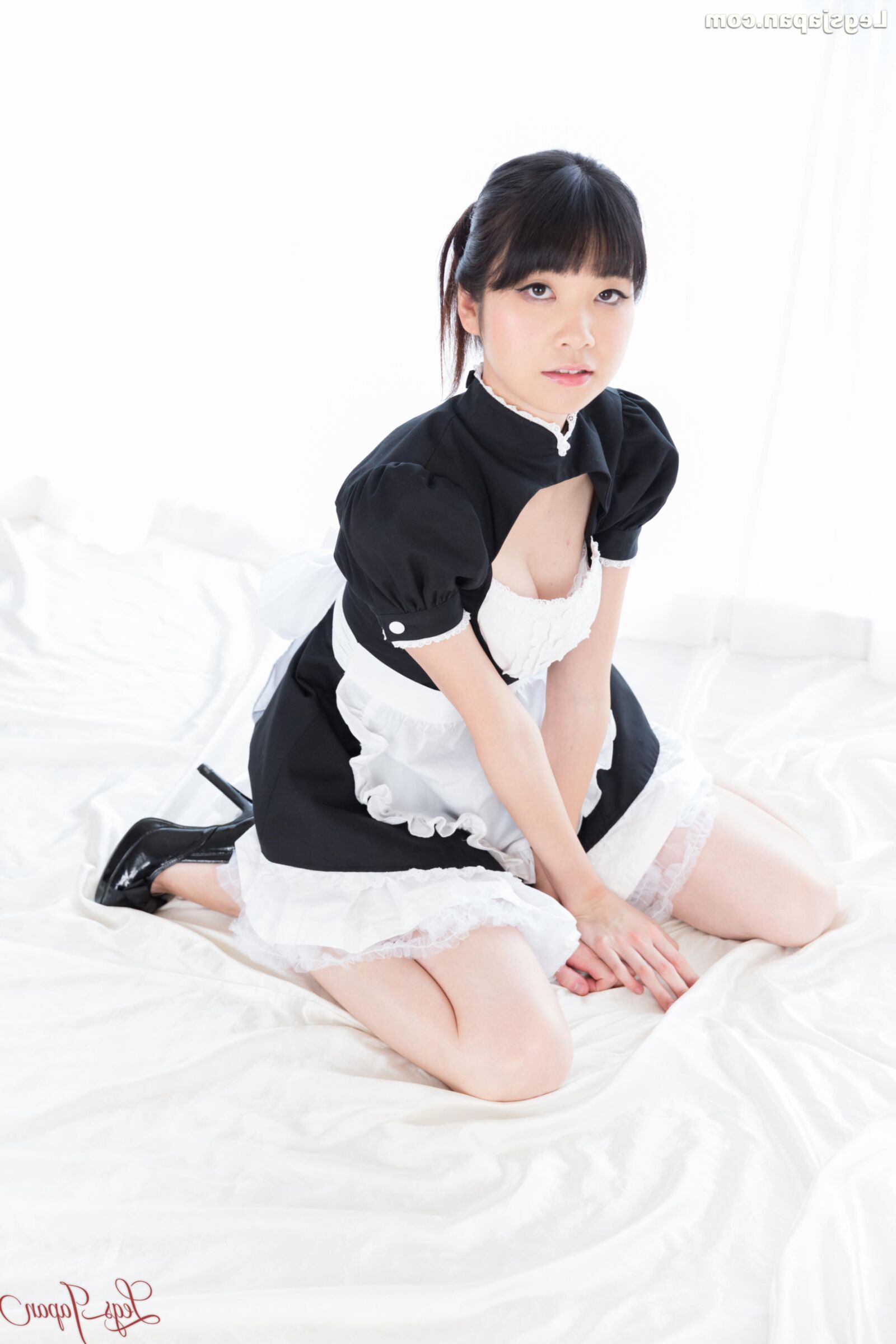 日本のヌードモデルアンナマツダ