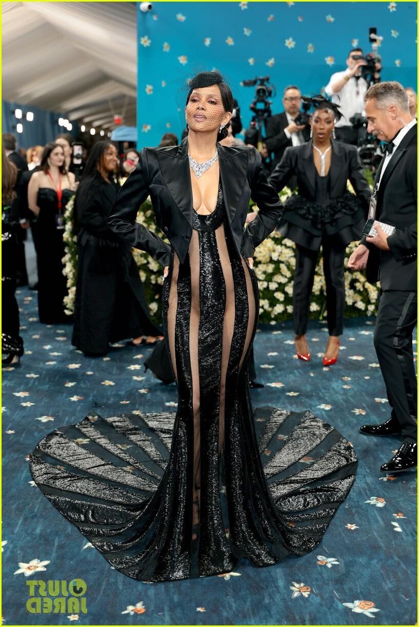 Halle Berry bei Met Gala May th