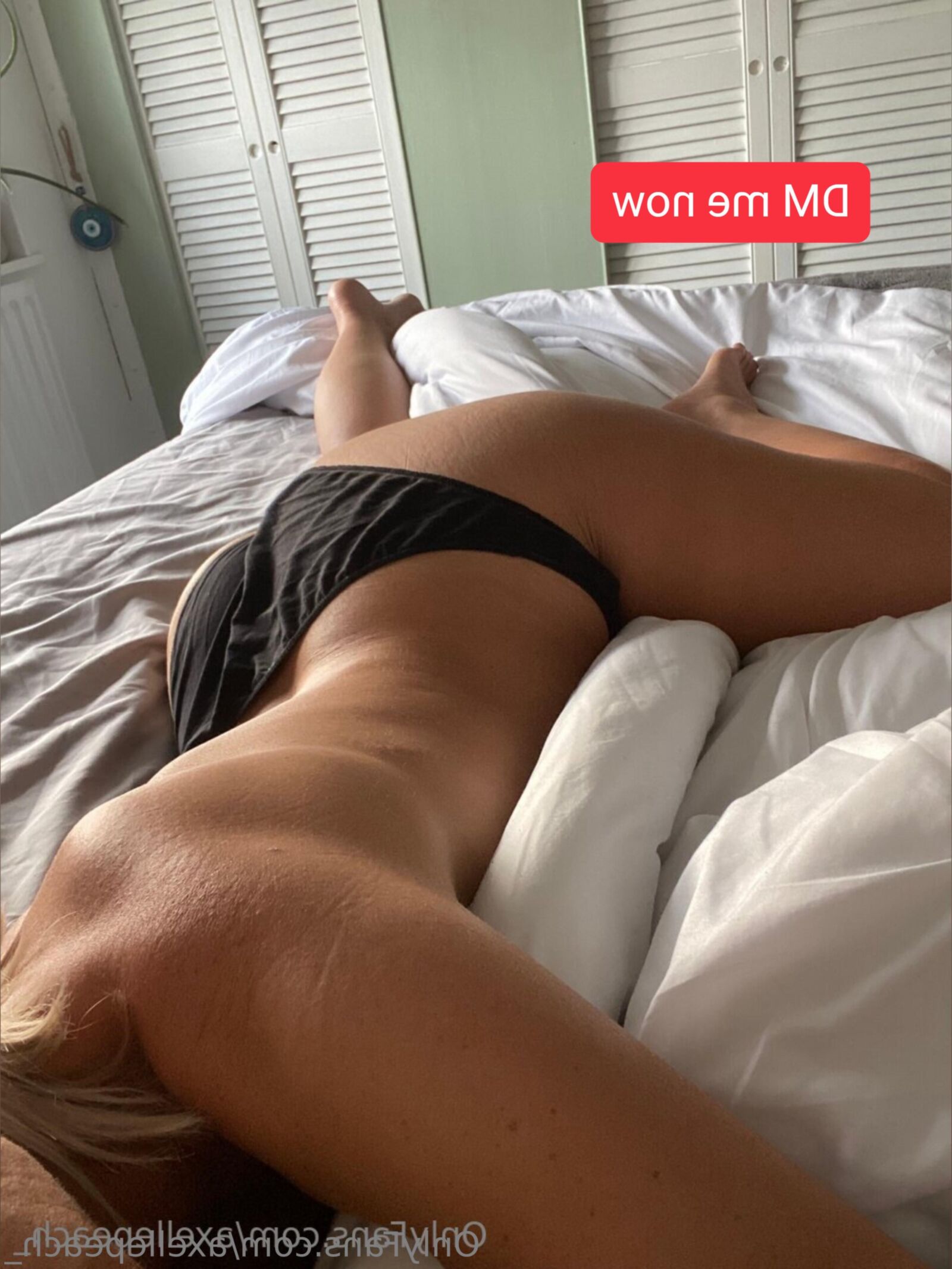 Axelle Big Bubble Butt Petit seins