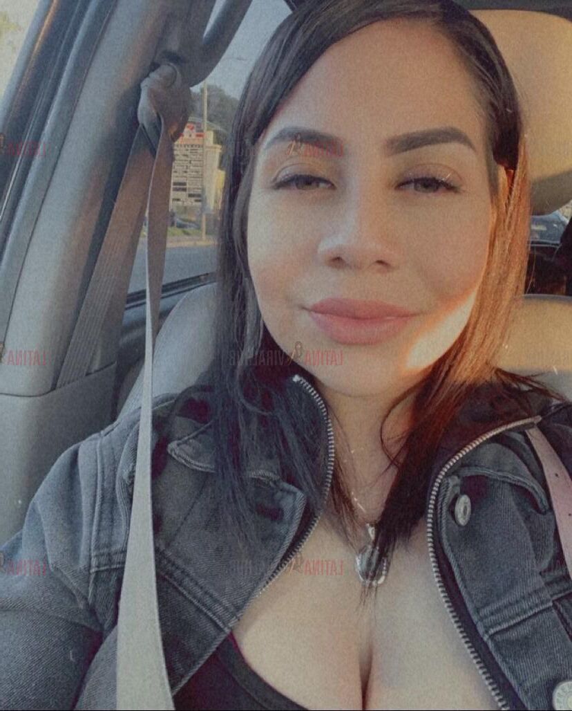 Latina milf exposed