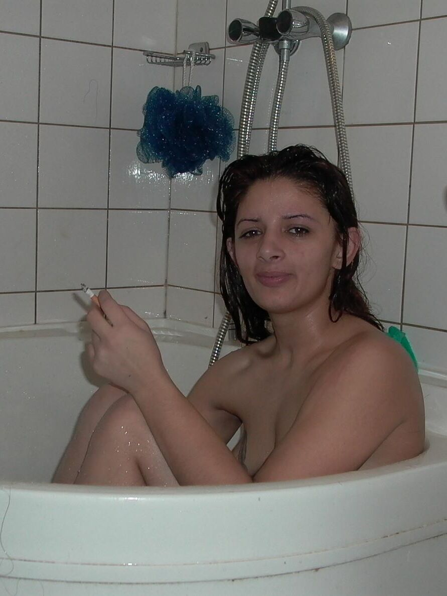  Persian milf caught nude in bathroom 