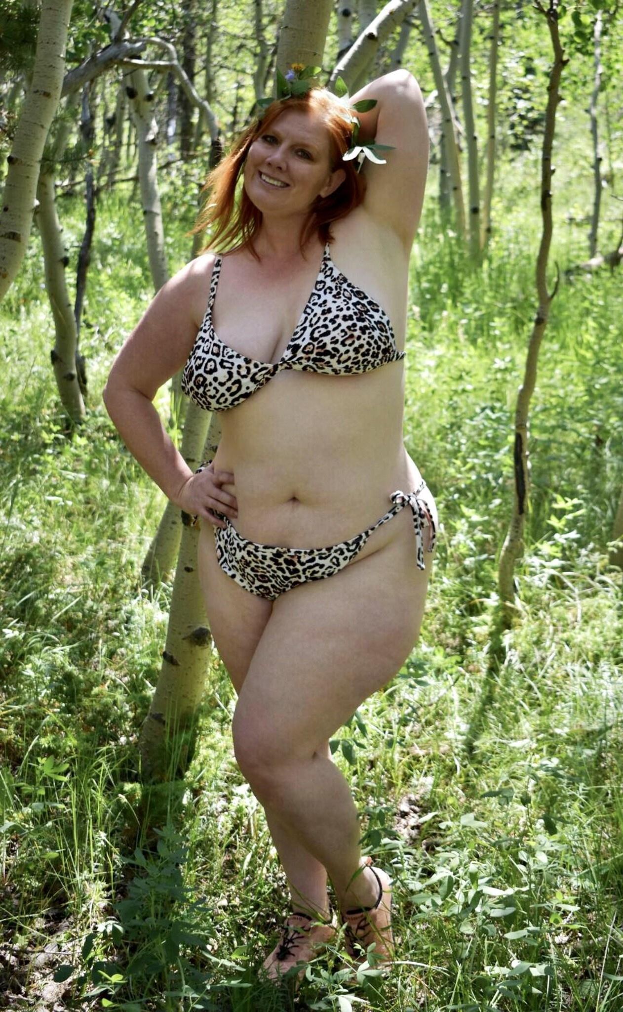 Hottie Honey Bedwell