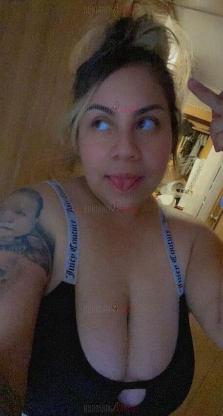 Latina milf exposed
