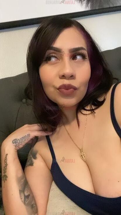 Latina milf exposed