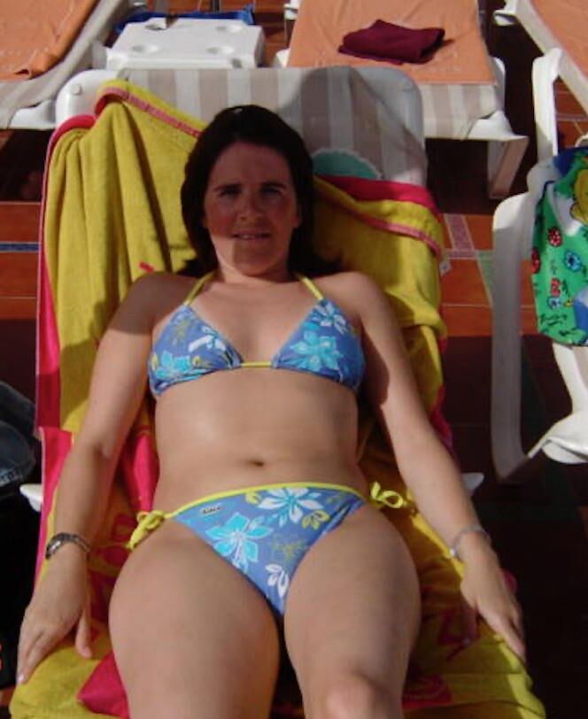 CARMEN UNE PUTE MARIEE