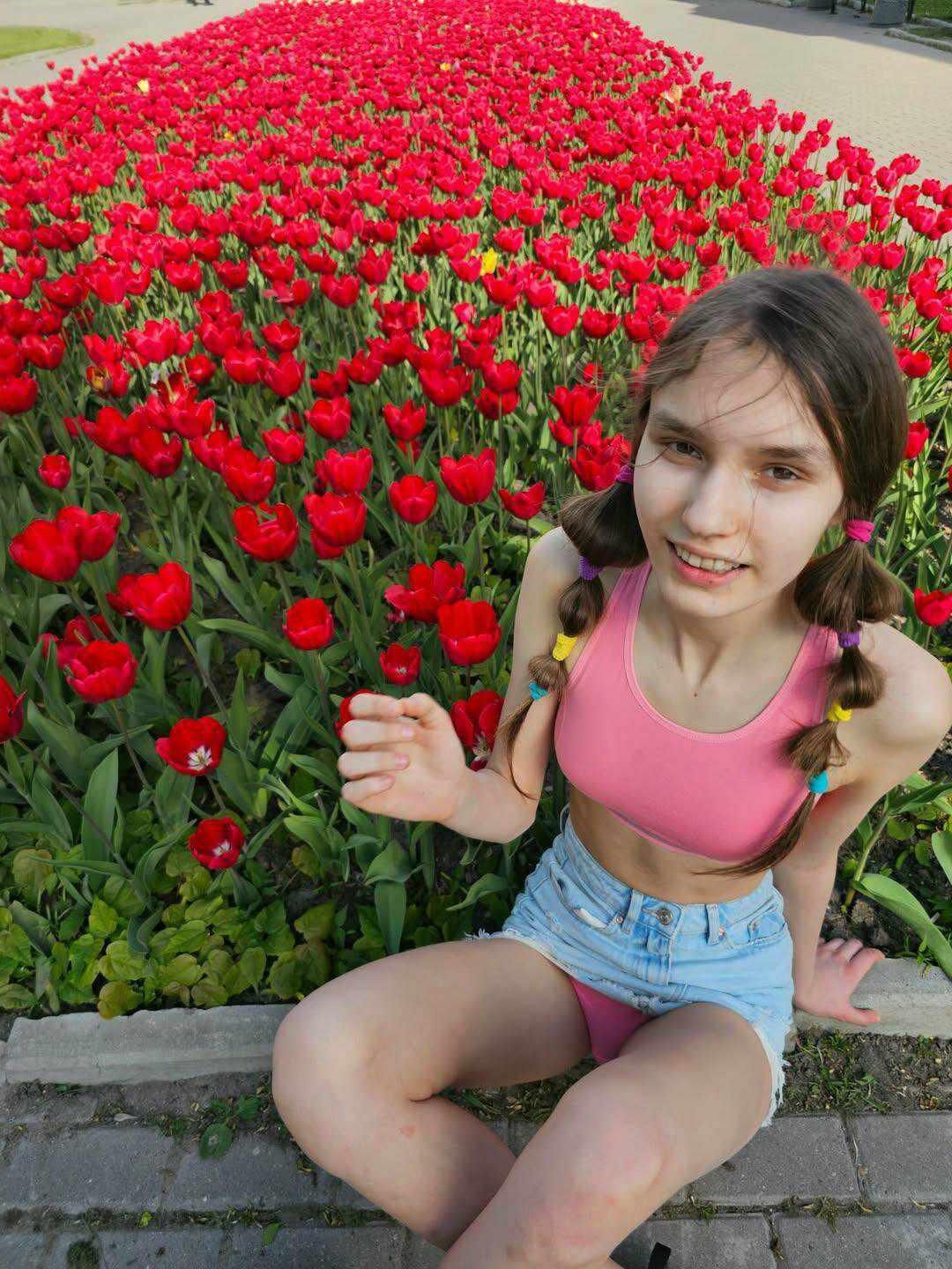 Teen Netsluts!