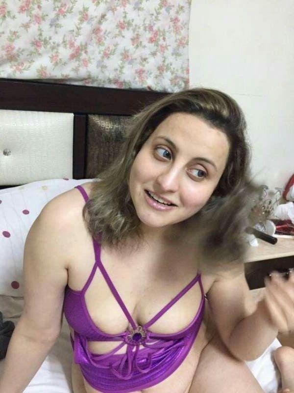 有名人のイスラム教徒の妻