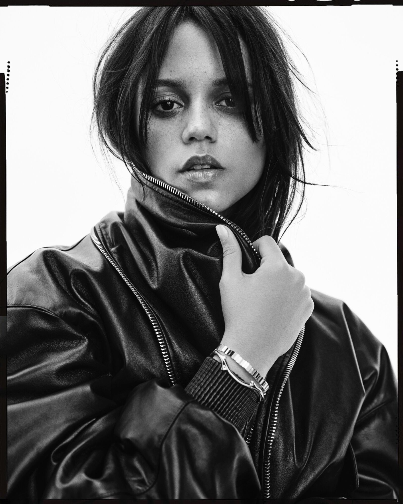 Jenna Ortega V Magazine выпуск журнала