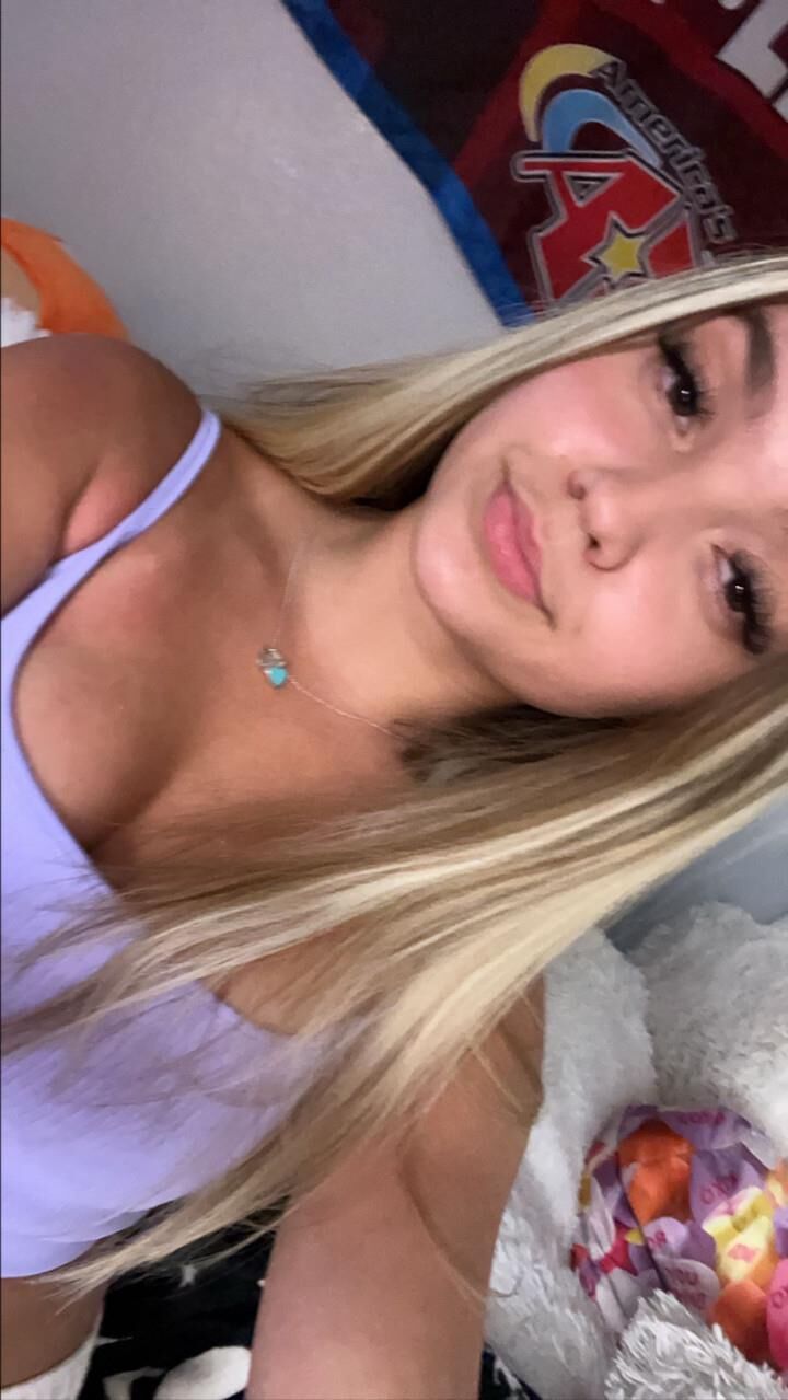  year old college slut BrookeLynn