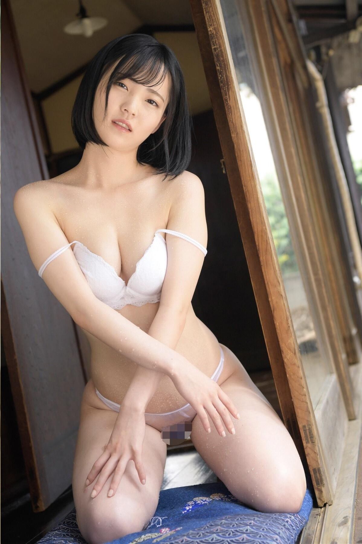 Meguri Minoshima A Tour of the Beautiful Island vol 