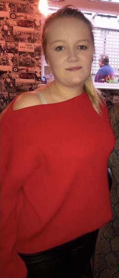 My chubby blonde daughter to wank over 