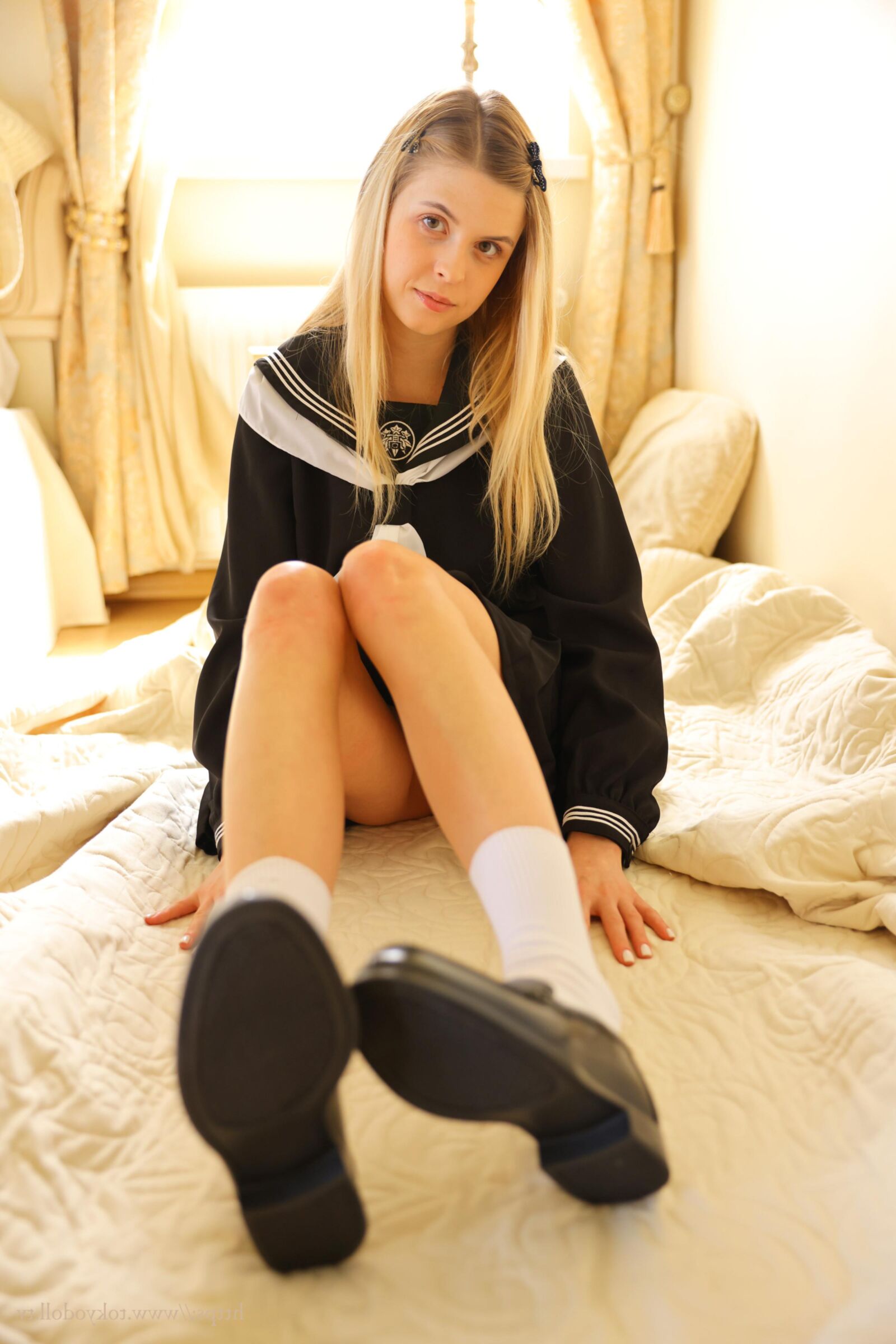 Bella a Tokyodoll AB