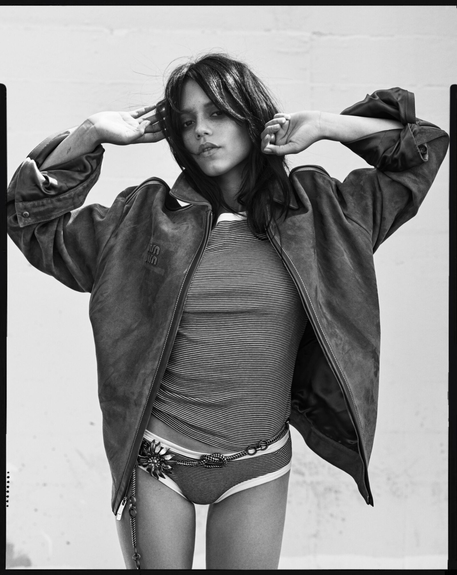 Jenna Ortega V Magazine выпуск журнала