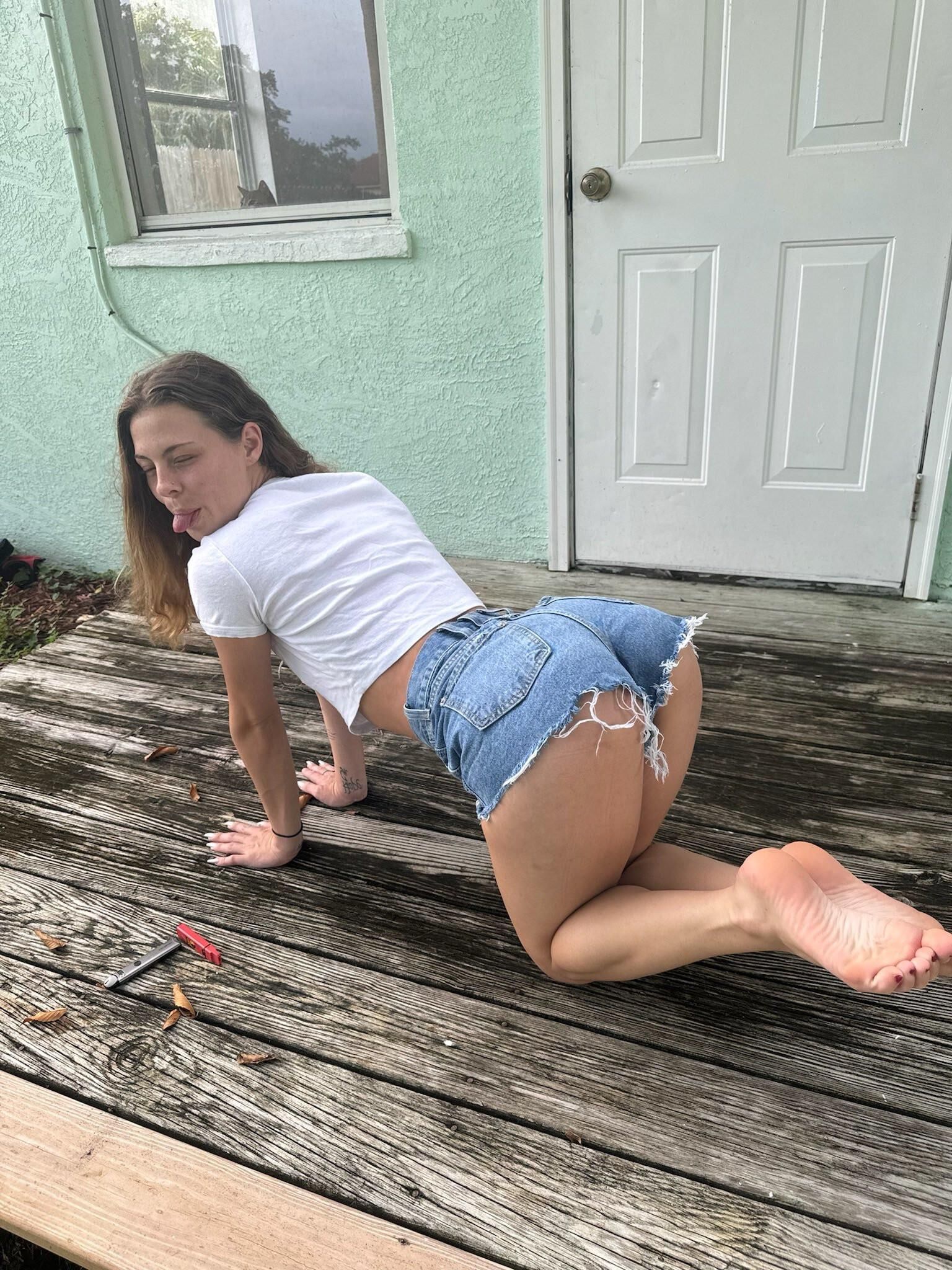 Girls In Jeans 