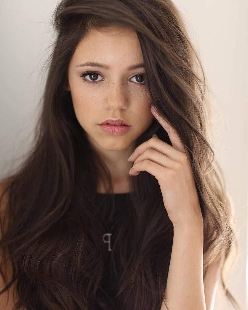 Elle sait clairement comment obtenir tout ce qu'elle veut!
