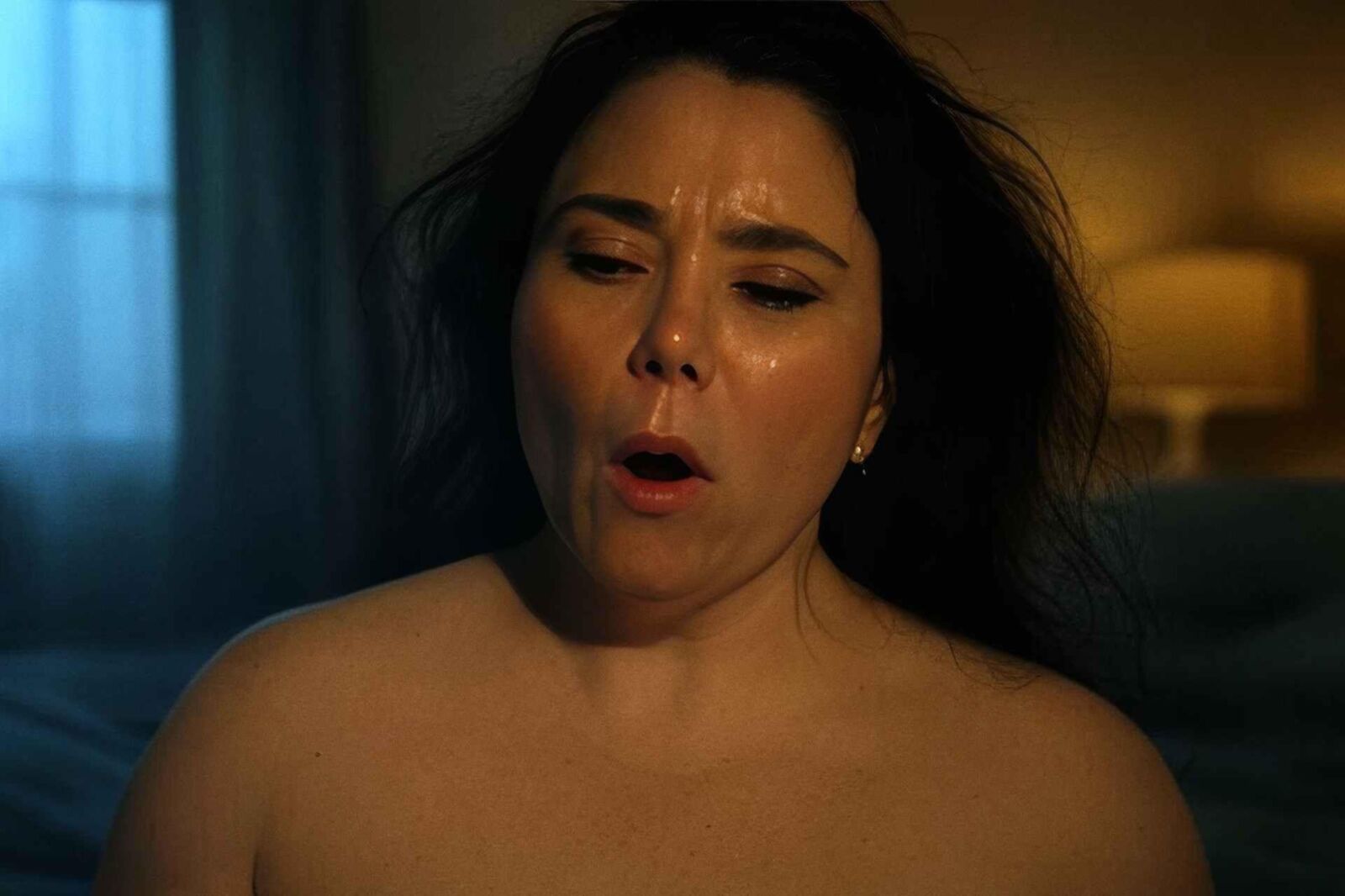 Alex Borstein Beautiful Agony