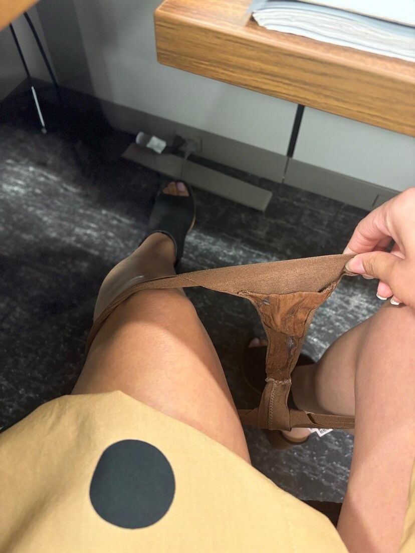 Naughty wife Nikki pics from the office 