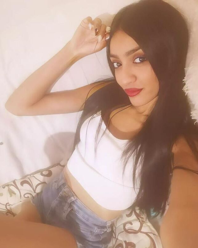 Serbian tight gypsy girl Maja tesna i uska cigancica