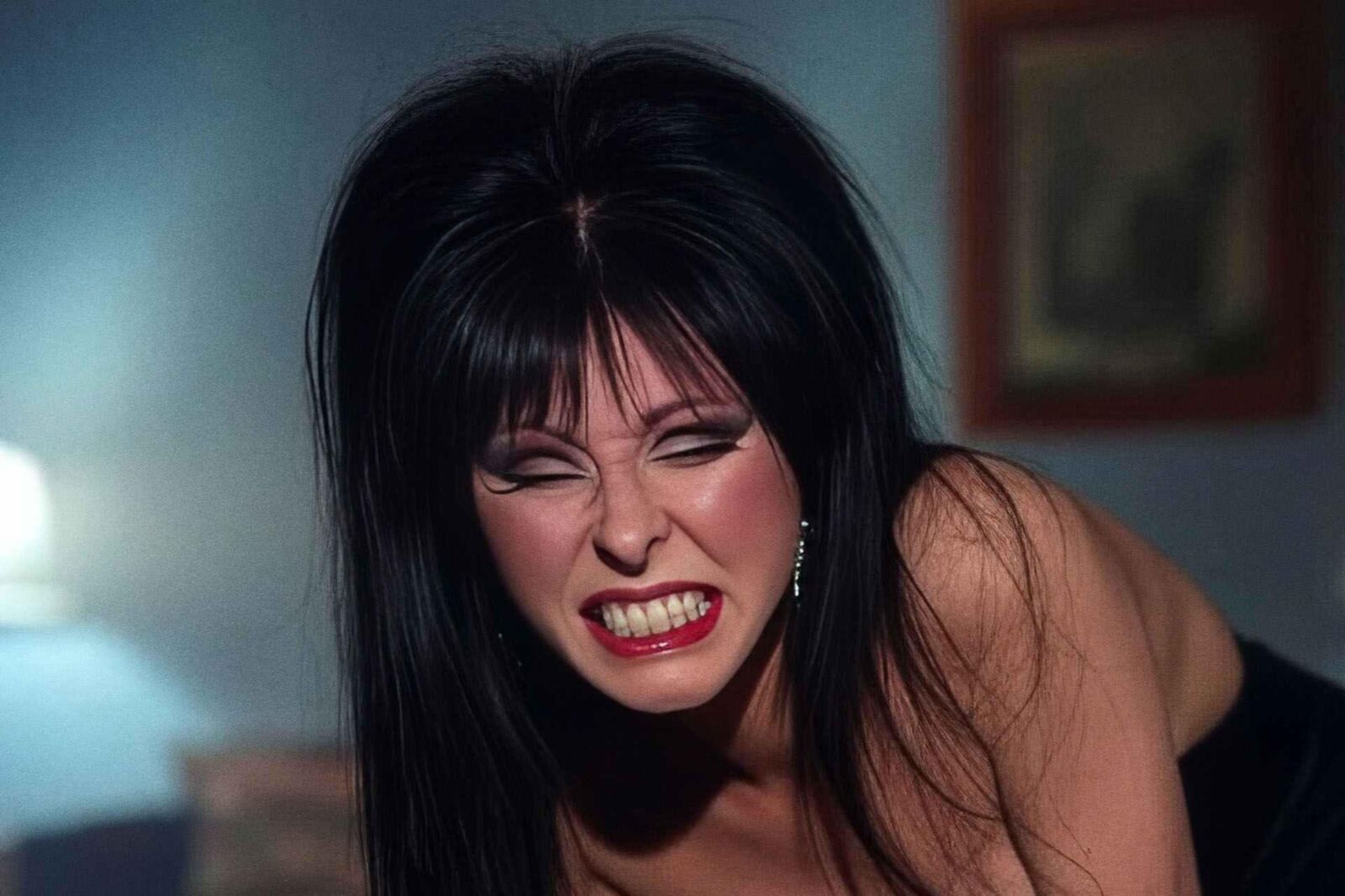 Elvira Beautiful Agony