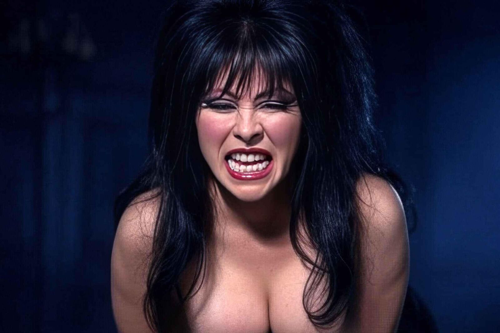 Elvira Beautiful Agony
