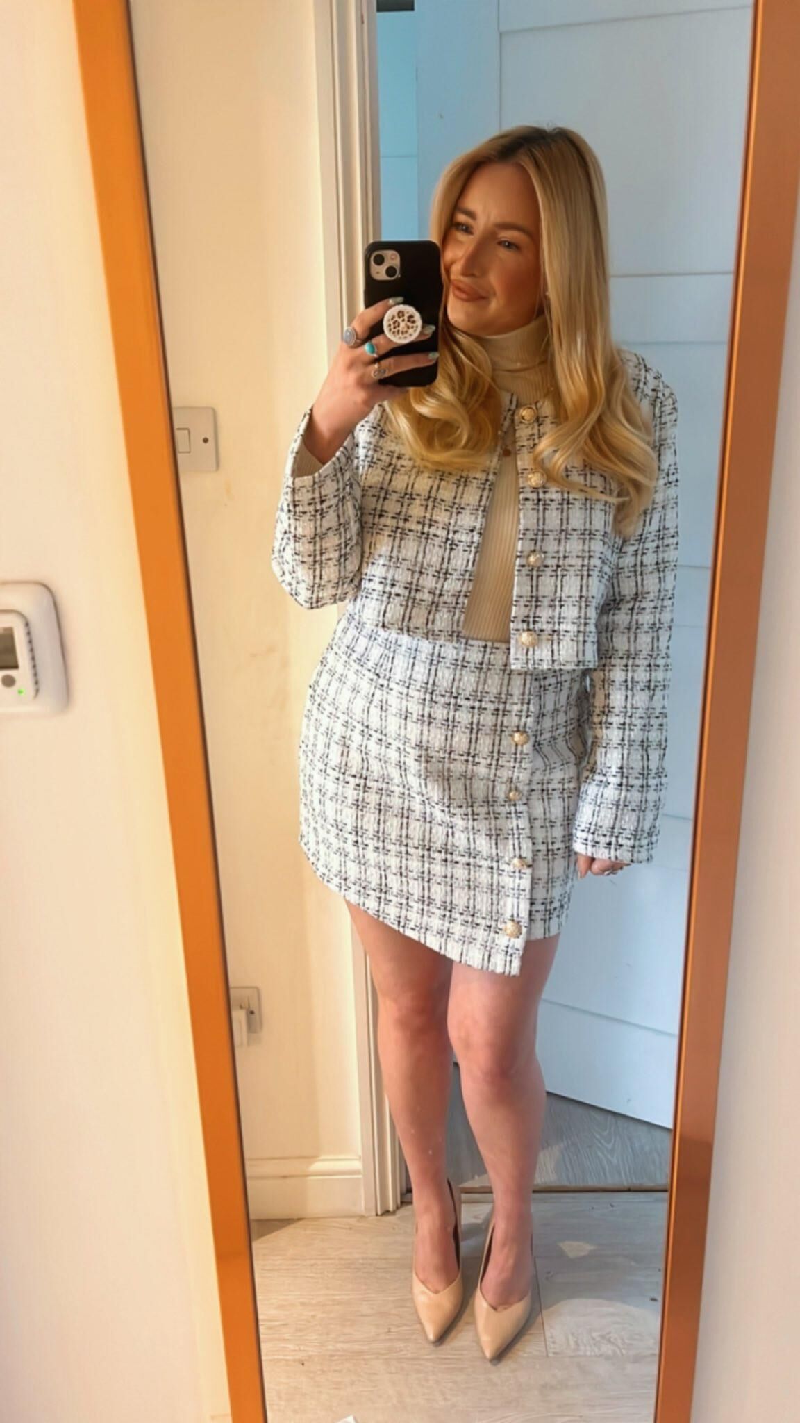 Damsel Big Ass Boobs Beauty Blonde British Anal Milf Mixed Shots
