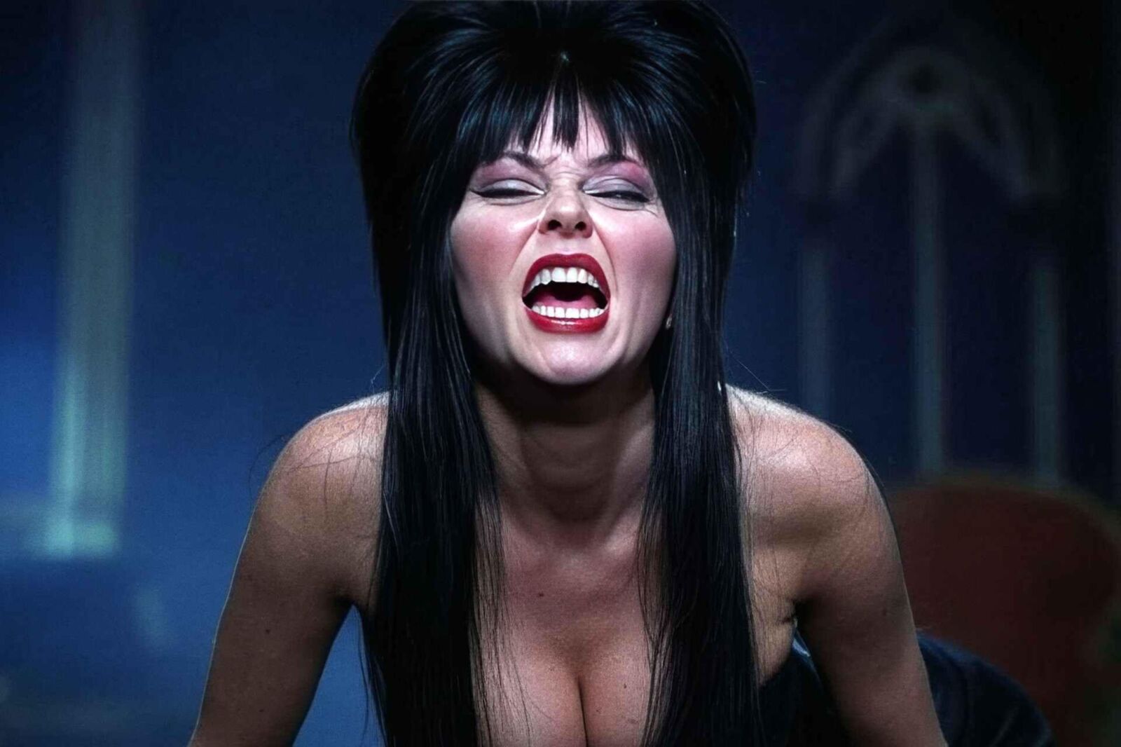 Elvira Beautiful Agony