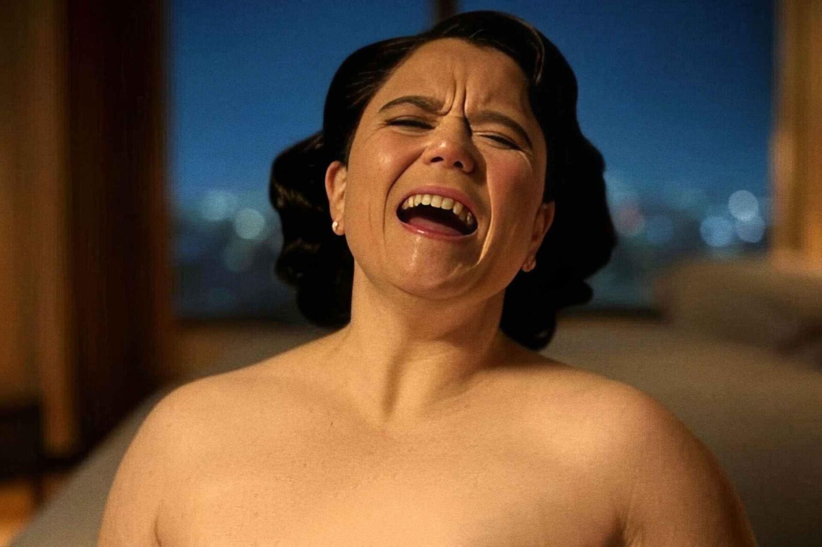 Alex Borstein Beautiful Agony