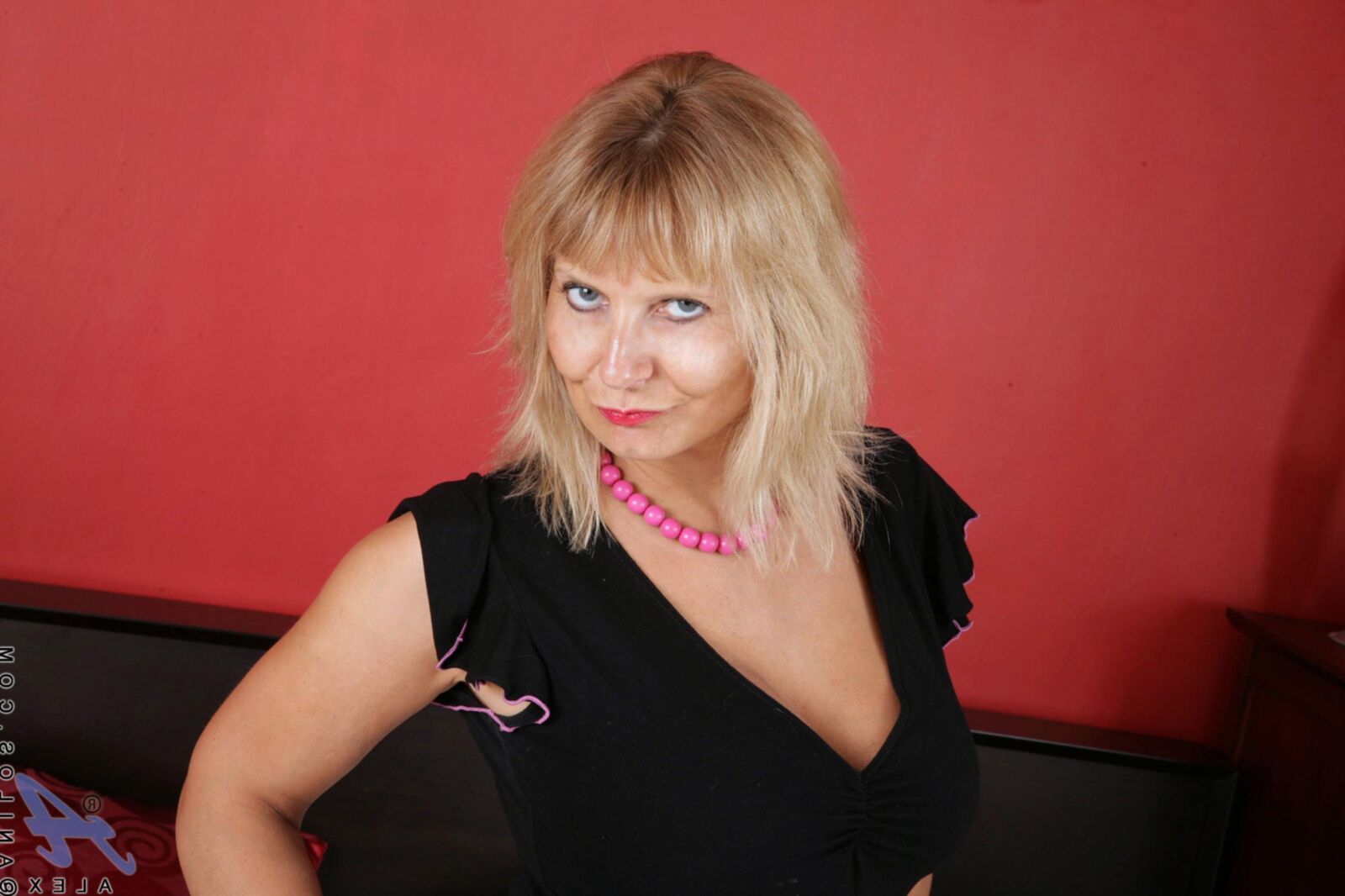 . Alex. AKA Sandy. Great MILF