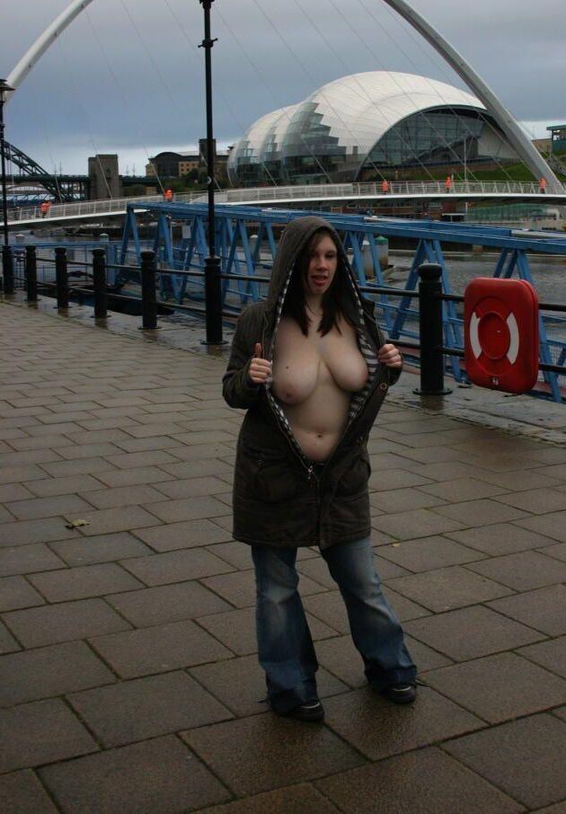 Sexy Chub Poppy Flasher from the UK