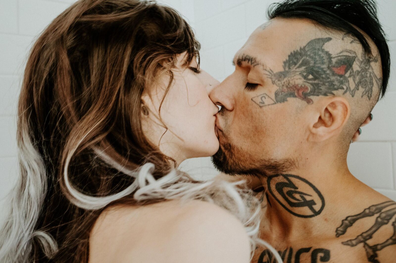 Caitlyn Nicole Couples Boudoir