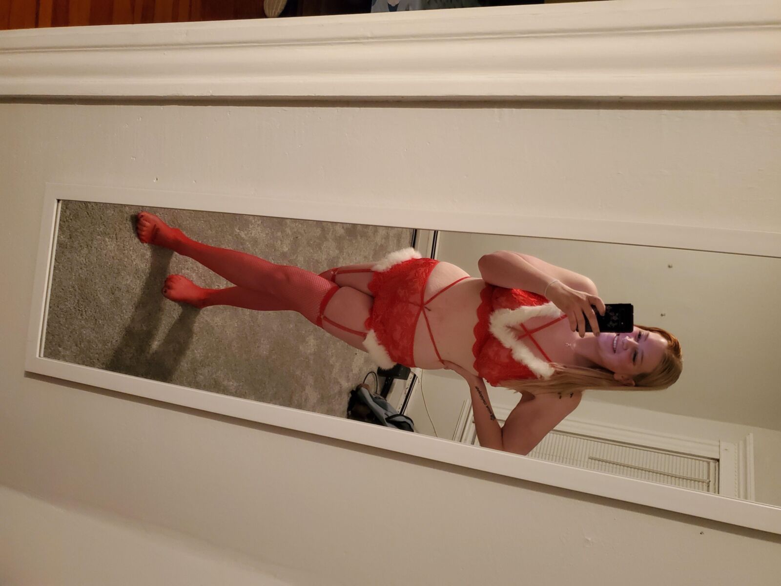 WebSlut Lauren expuso