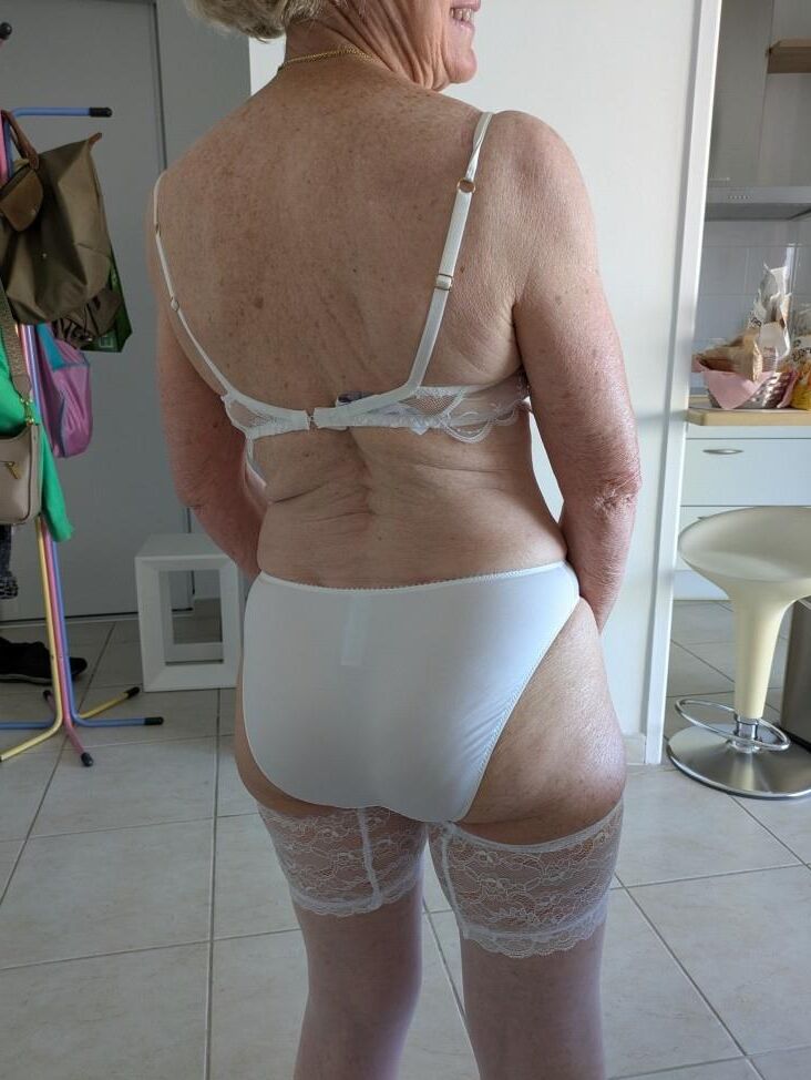 French wife with an ass