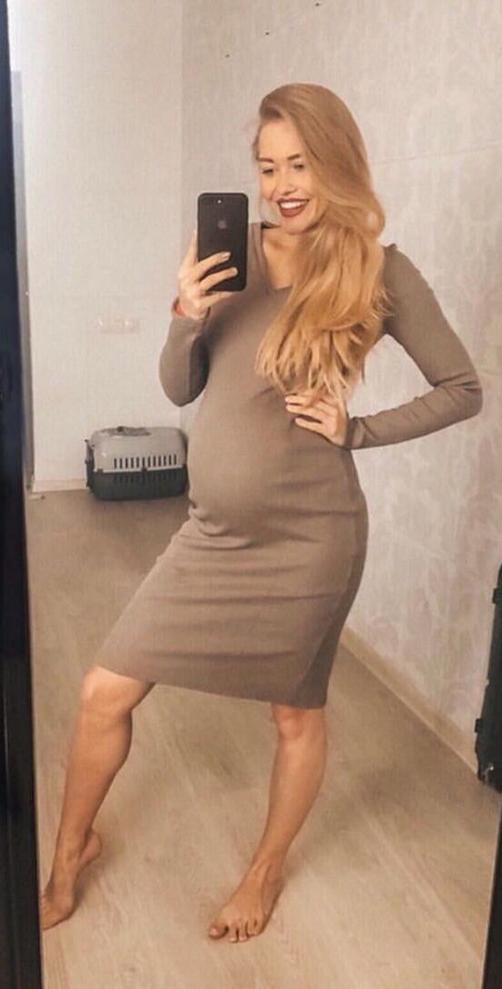 Poder rubio preggo