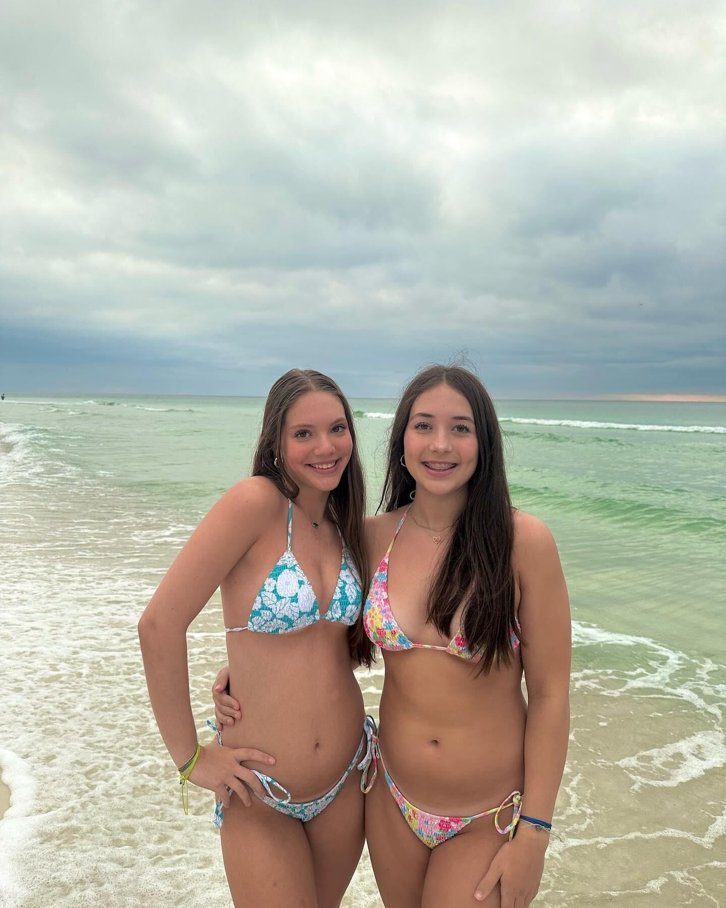 BIKINI AMATEURS 