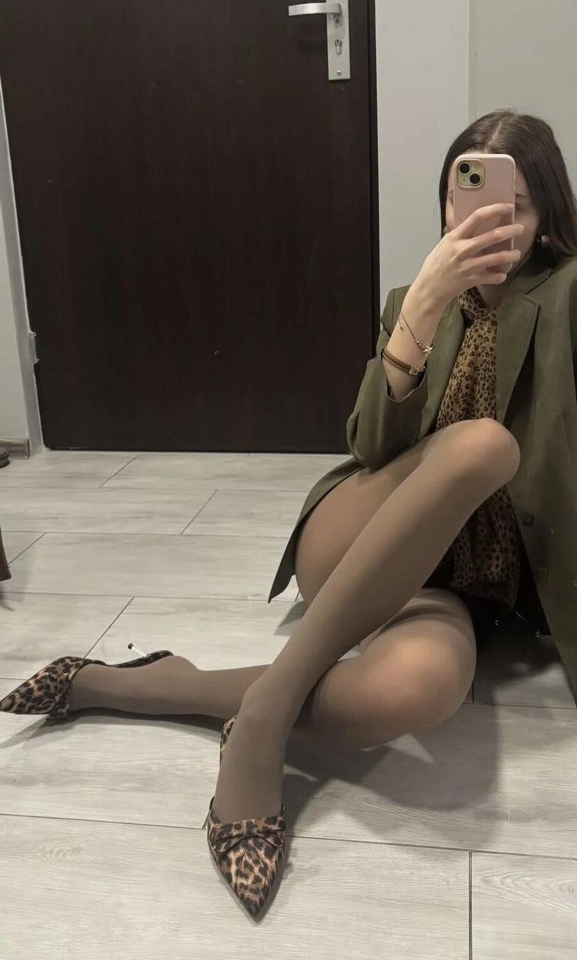  Poland Slut Maria wants to be filled with cum and impregnated