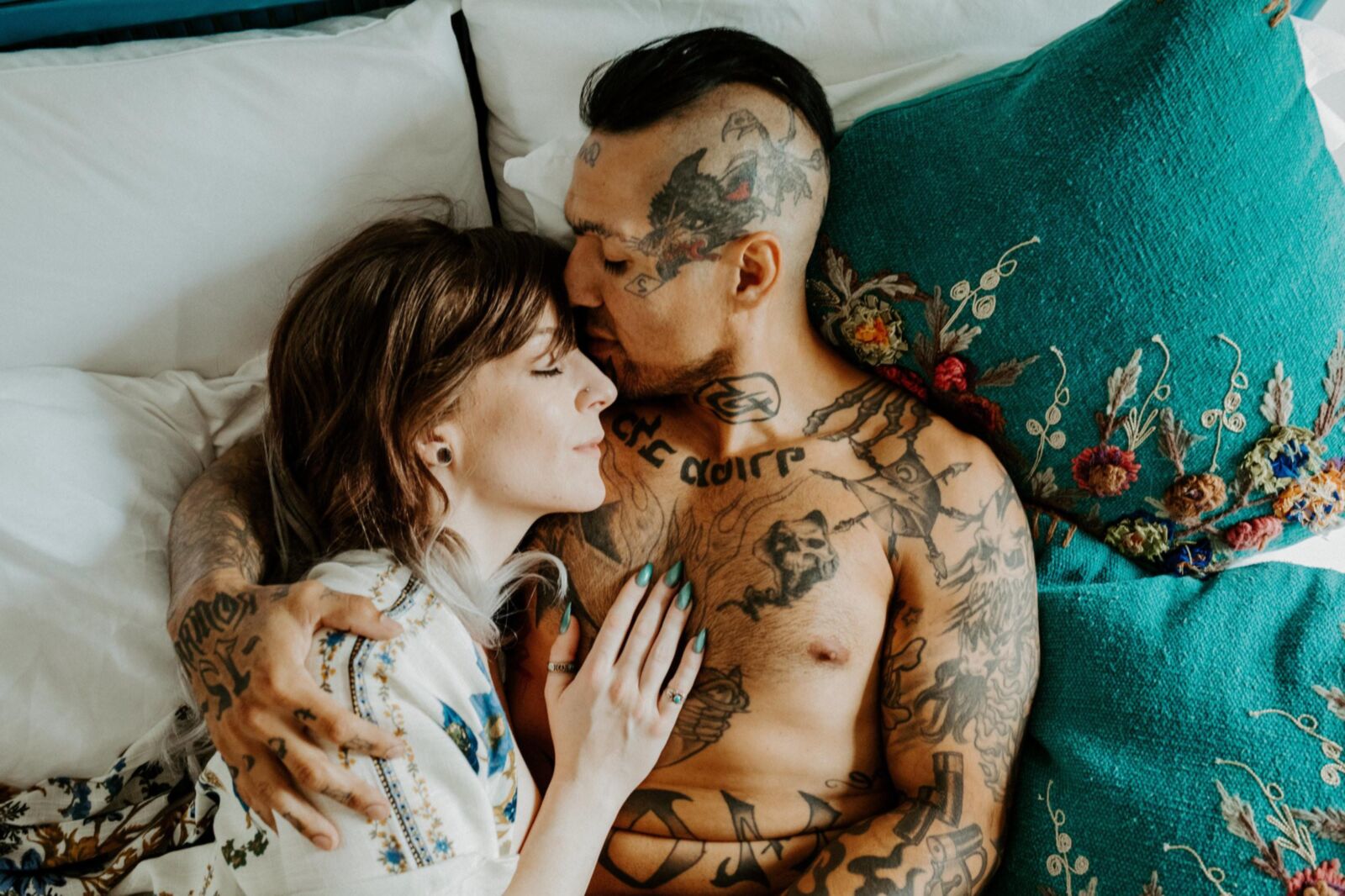 Caitlyn Nicole Couples Boudoir